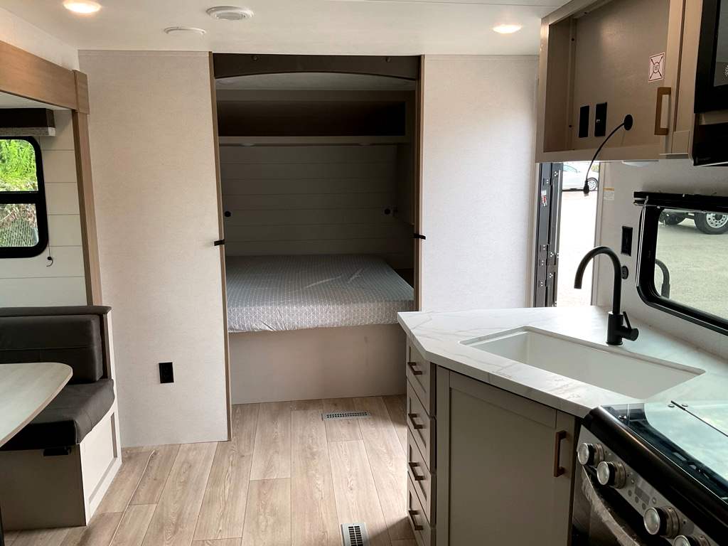 2027 JAYCO Jay Flight 245BHS - Image 8