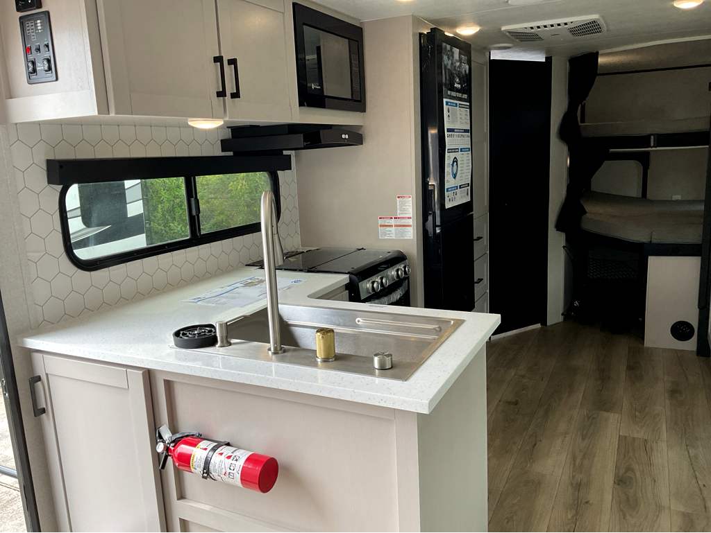 2026 JAYCO Jay Feather 29 BHB - Image 20