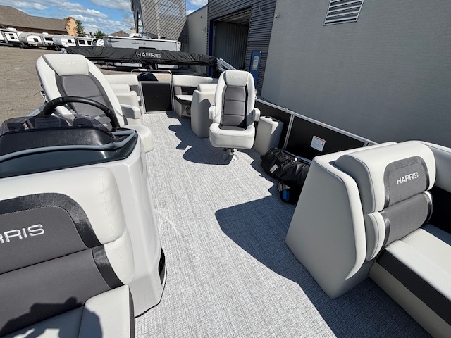 2025 HARRIS CRUISER 230 CWDH - Image 12