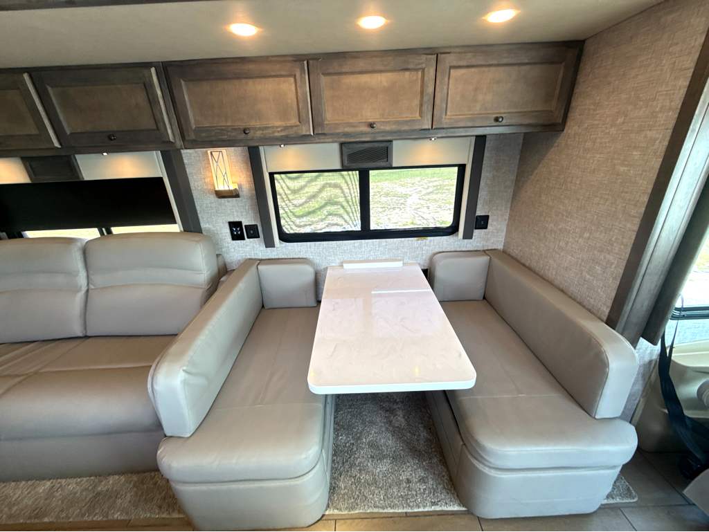2023 TIFFIN ALLEGRO 36UA - Image 16