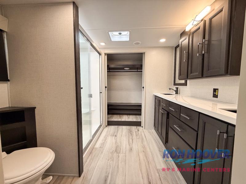 2026 KEYSTONE 3910RK - Image 37