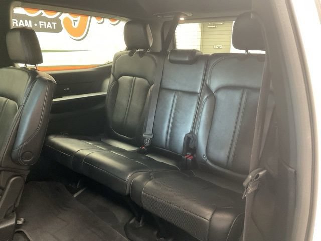 2024 Jeep Wagoneer Utility 4D Series III 4WD - Image 29