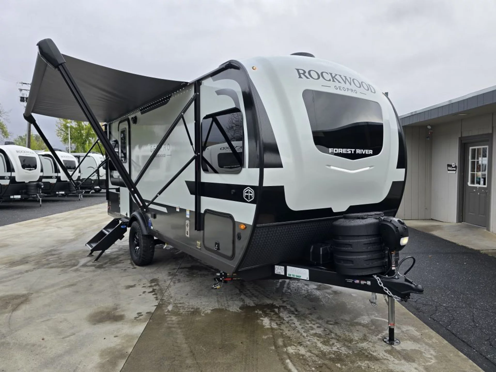 2026 FOREST RIVER ROCKWOOD GEO PRO 19RL - Image 1