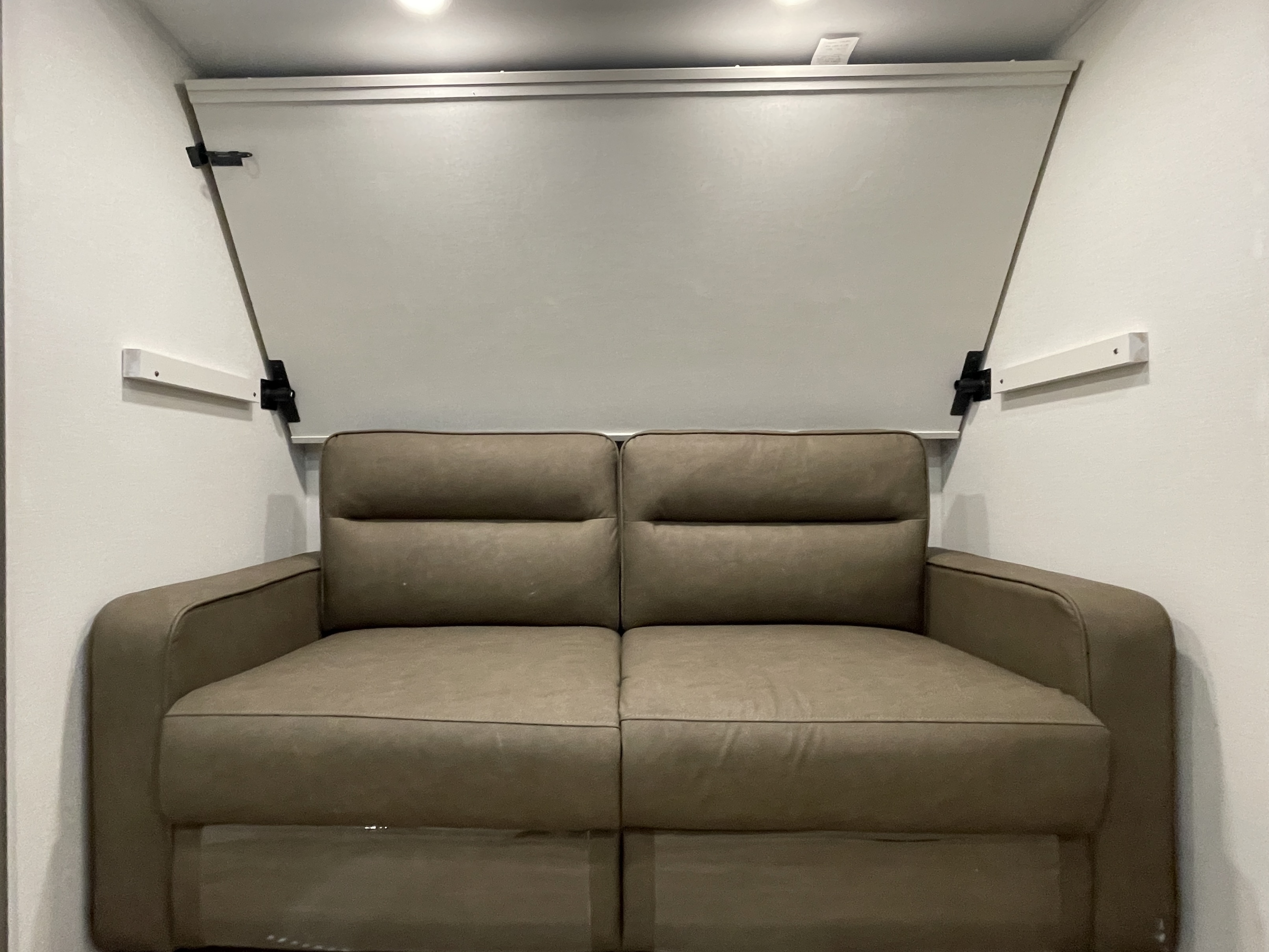 2027 Grand Design Transcend 335BHT - Image 20