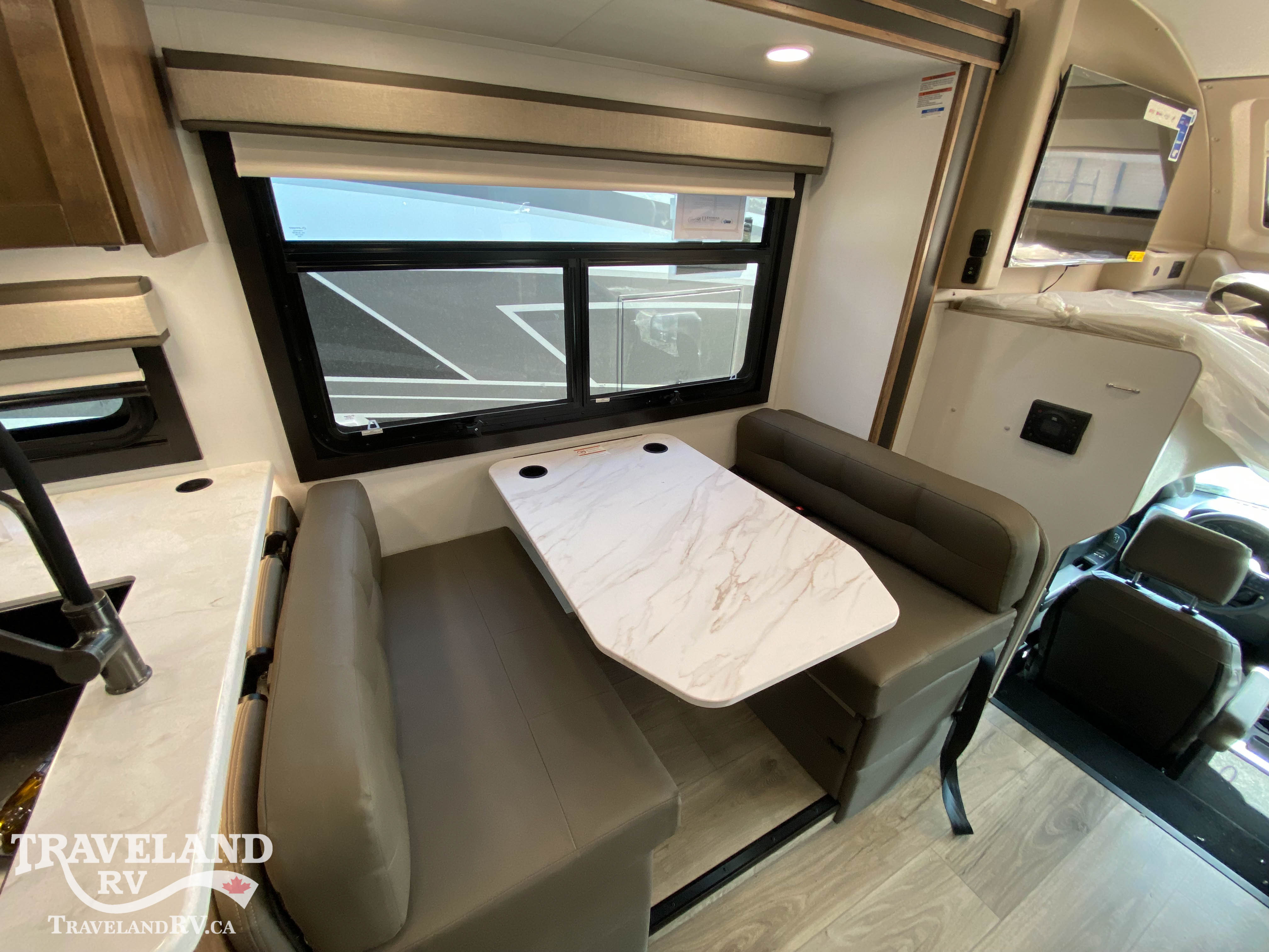 2026 Entegra Coach Esteem XL 32U - Image 9