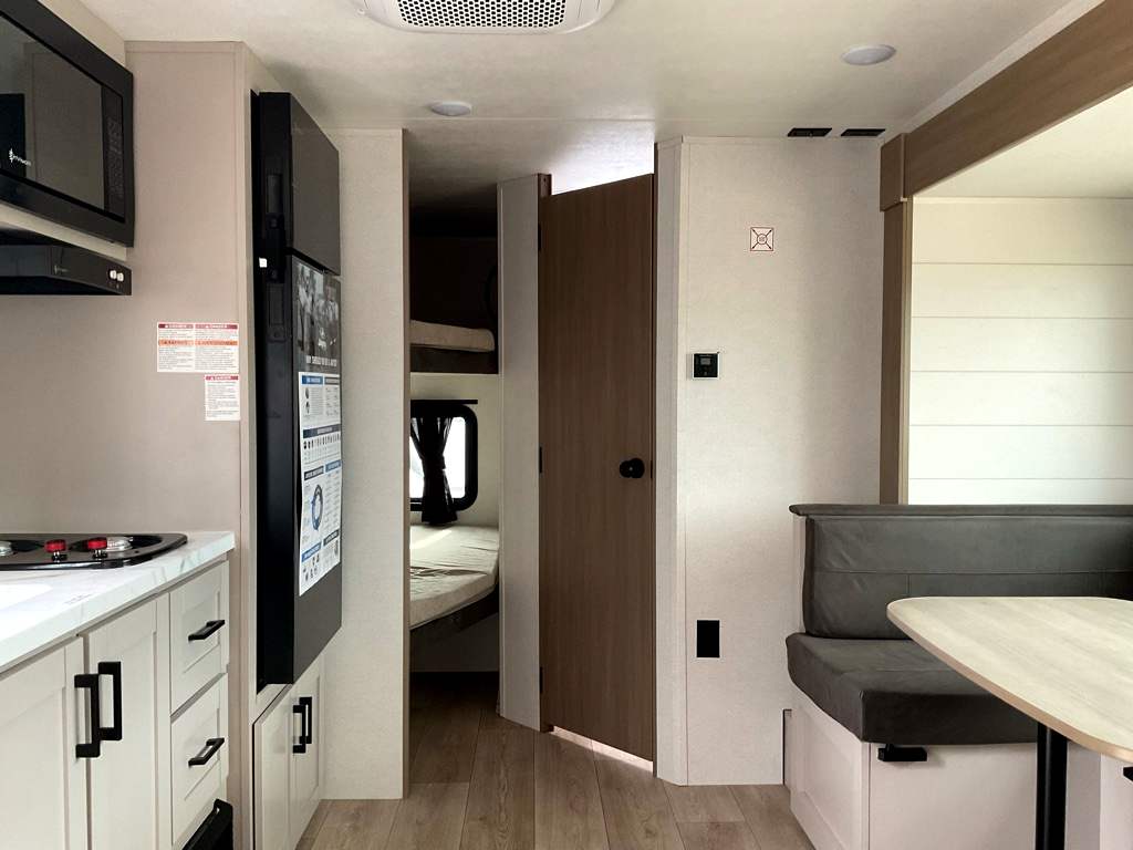 2027 JAYCO Jay Flight 197MB - Image 6