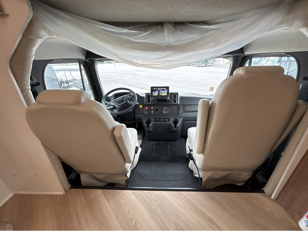 2026 ENTEGRA COACH ACCOLADE 37M - Image 31