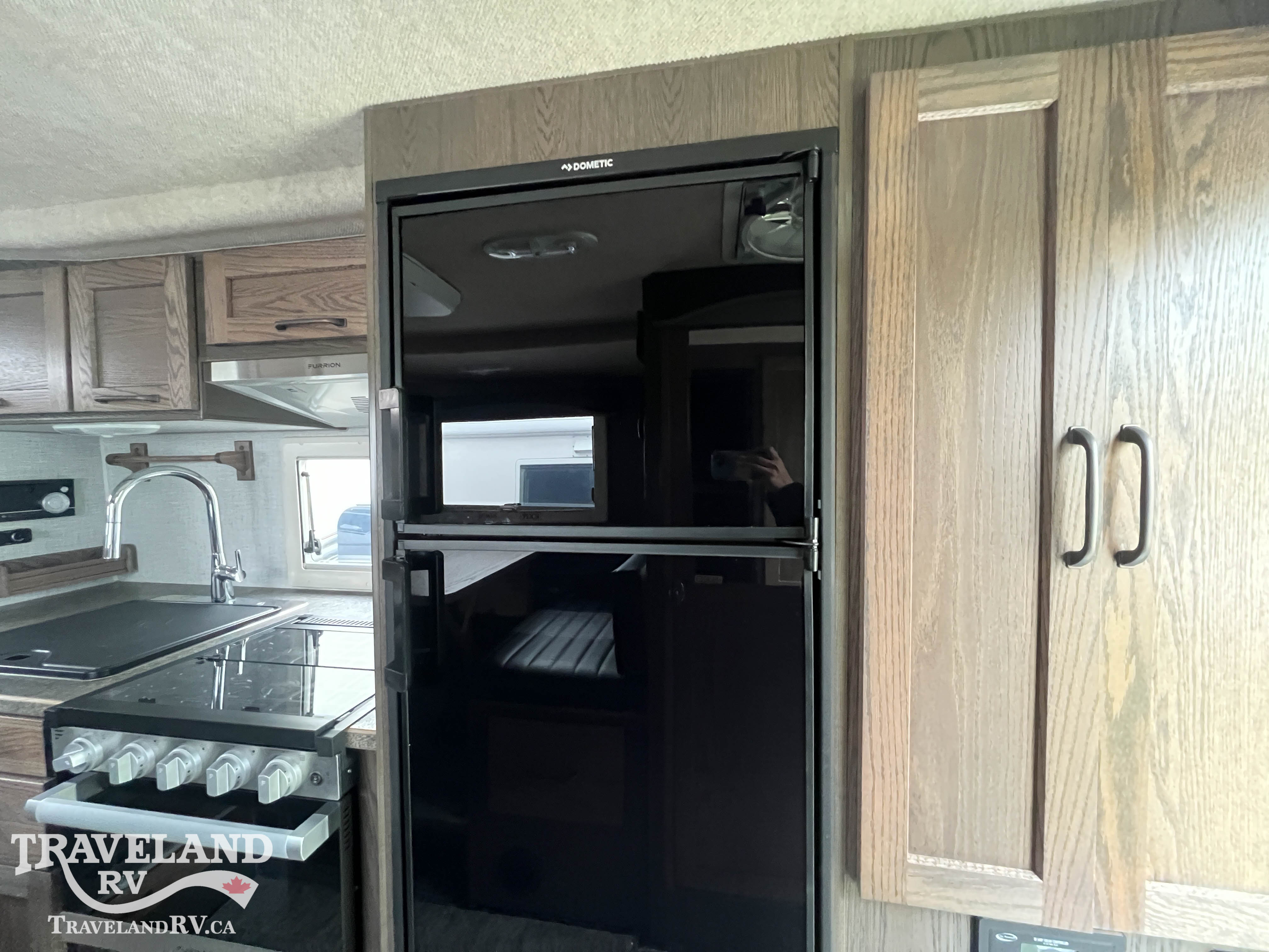 2025 NORTHERN LITE LIMITED EDITION 811DB - Image 9