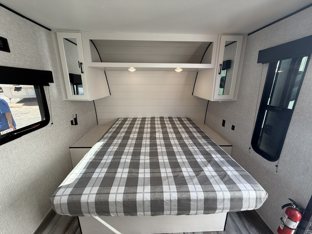 2025 Jayco Jay Flight SLX 175FQW - Image 11