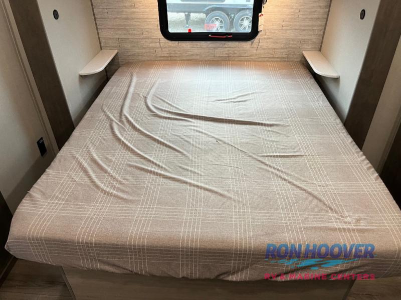 2026 COACHMEN CATALINA 333DBDSCKLE - Image 17
