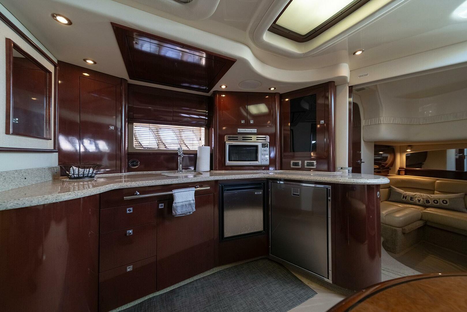 2008 Sea Ray 44 Sundancer - Image 21