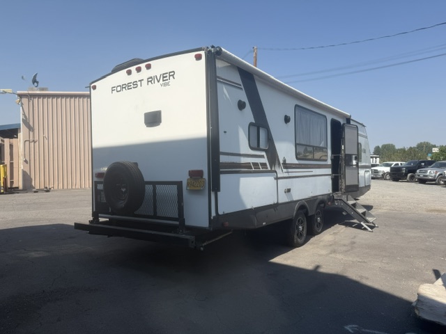 2019 Forest River Vibe 26RK - Image 5