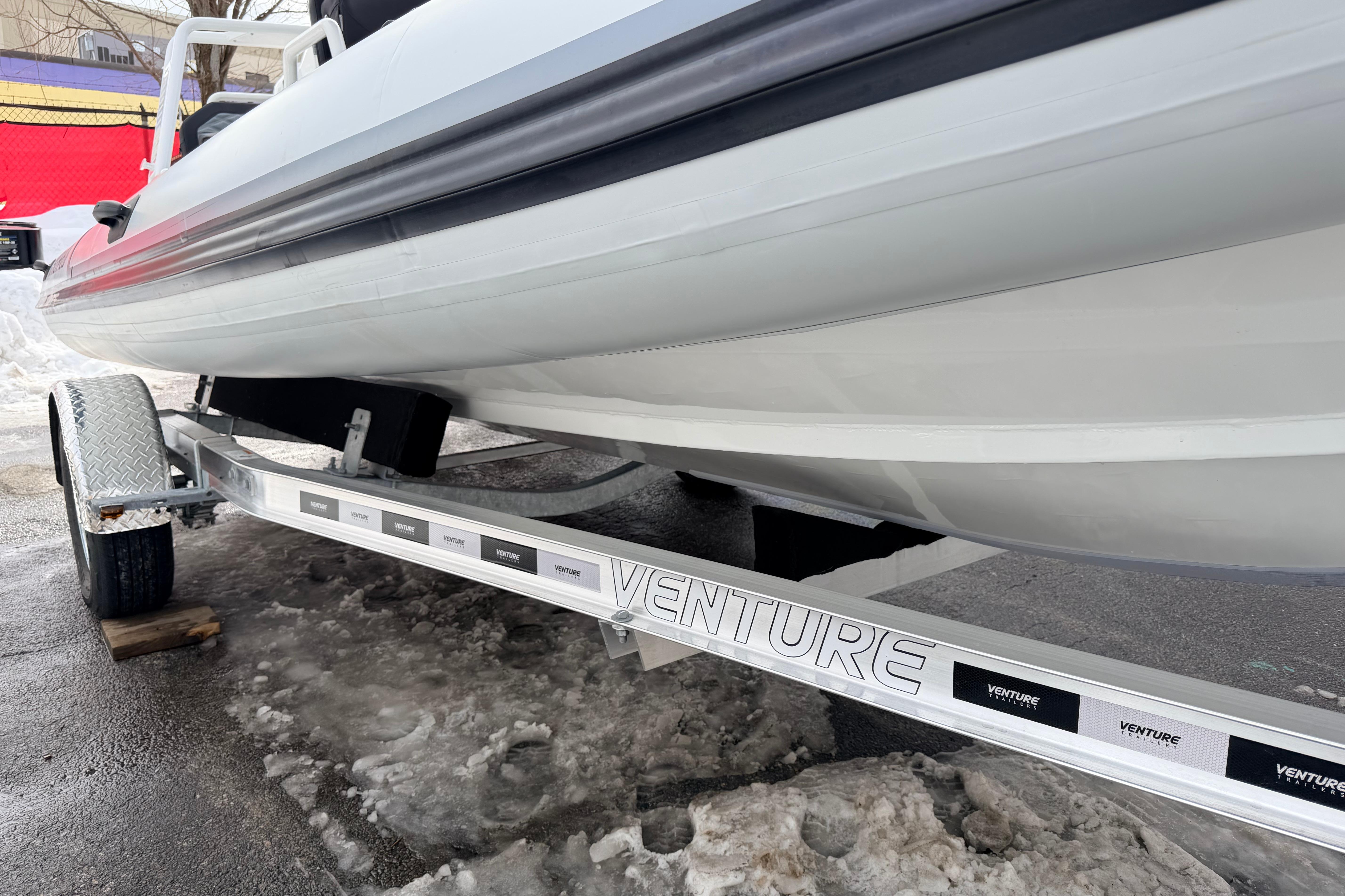 2026 Highfield Sport 560 Standard - Image 24