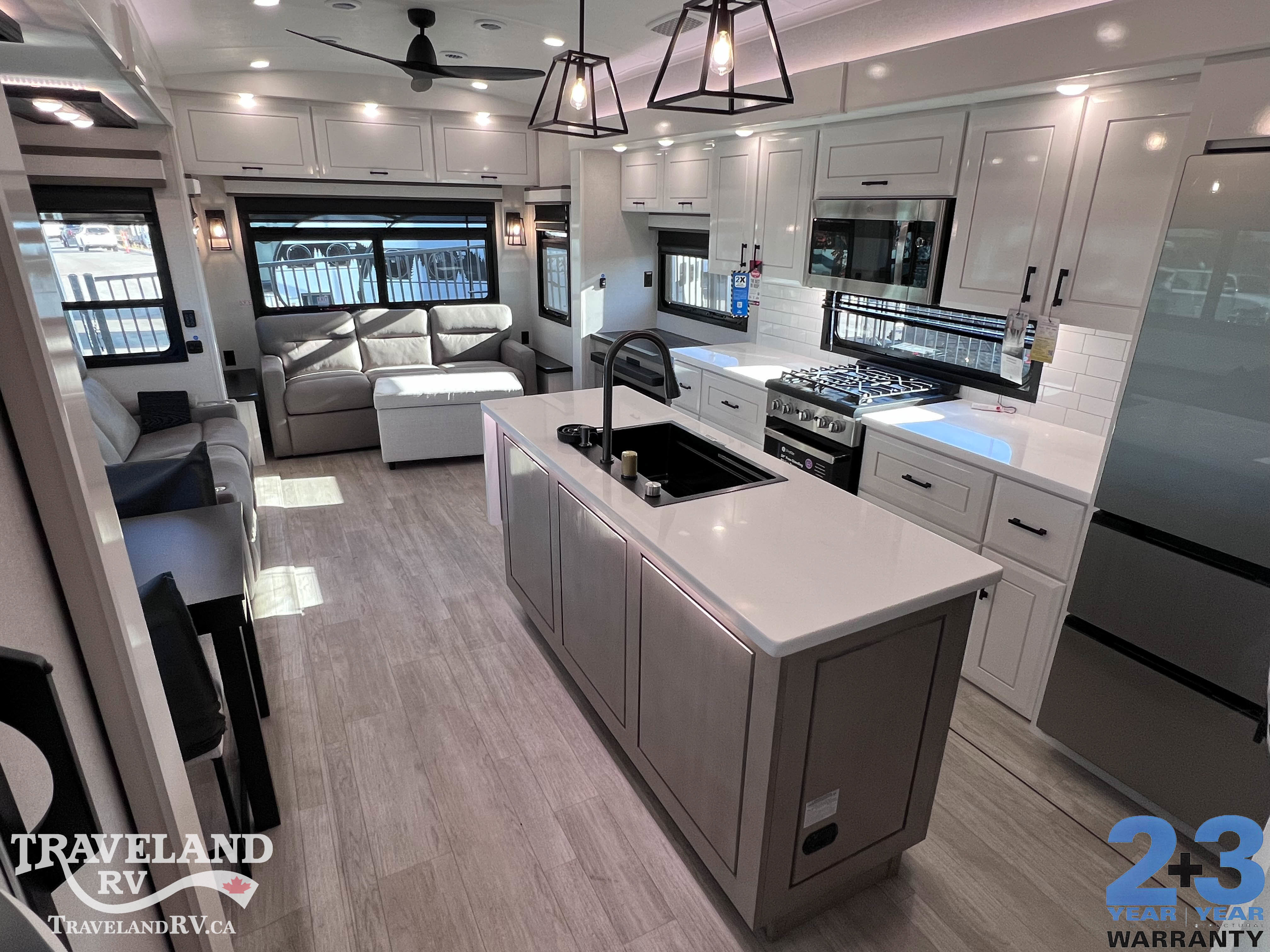 2026 Jayco Pinnacle 38KPTS - Image 3