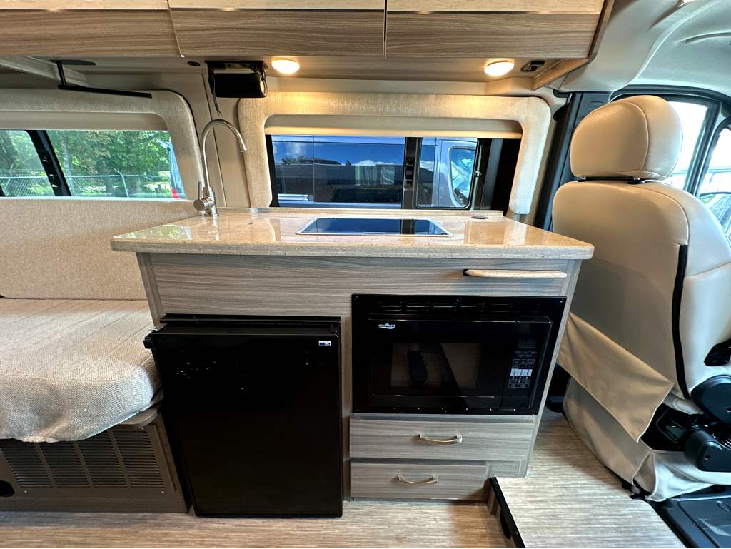 2024 JAYCO SWIFT 20T - Image 9