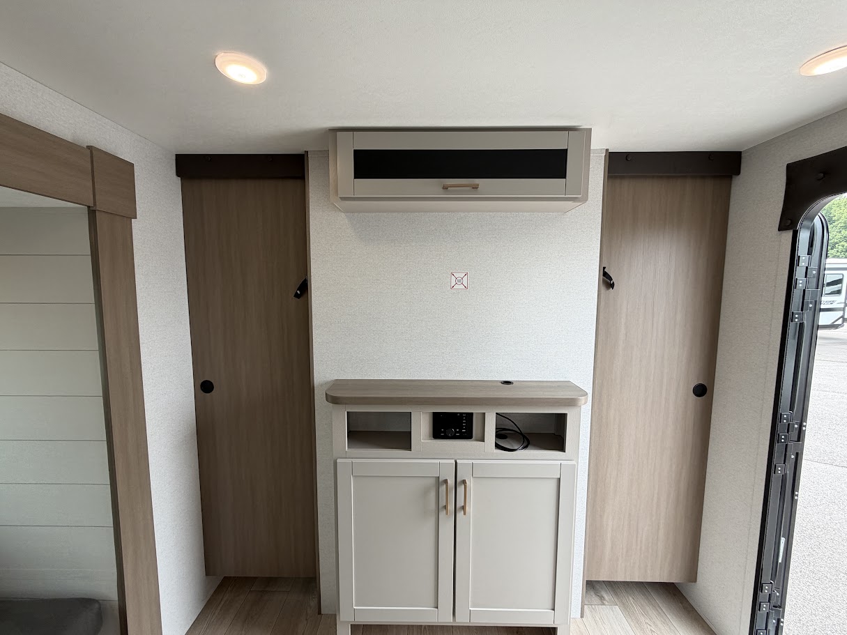 2027 Jayco Jay Flight SLX 261BHS - Image 18