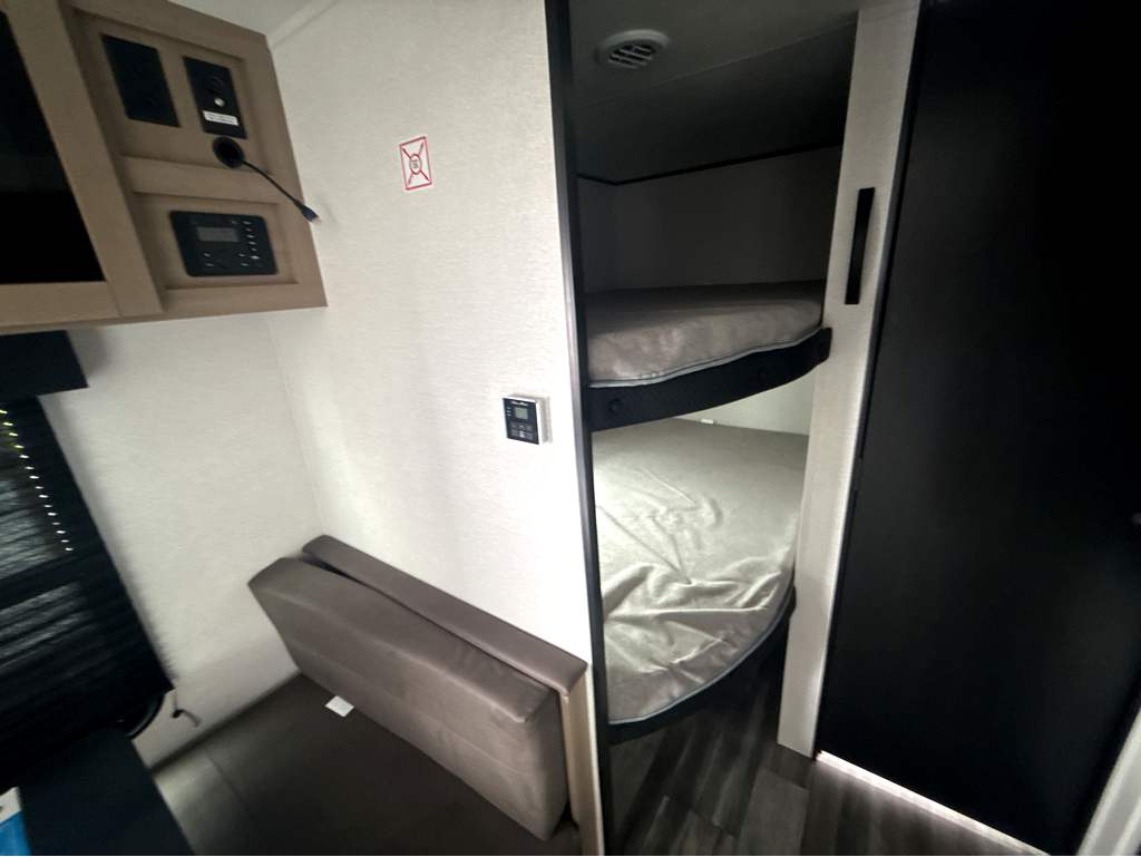 2026 JAYCO JAY FLIGHT SLX 260BH - Image 16