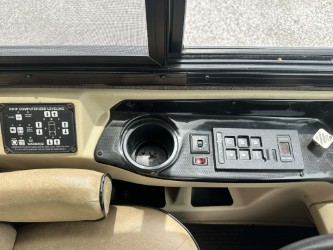2017 TIFFIN ALLEGRO BREEZE 32BR - Image 12