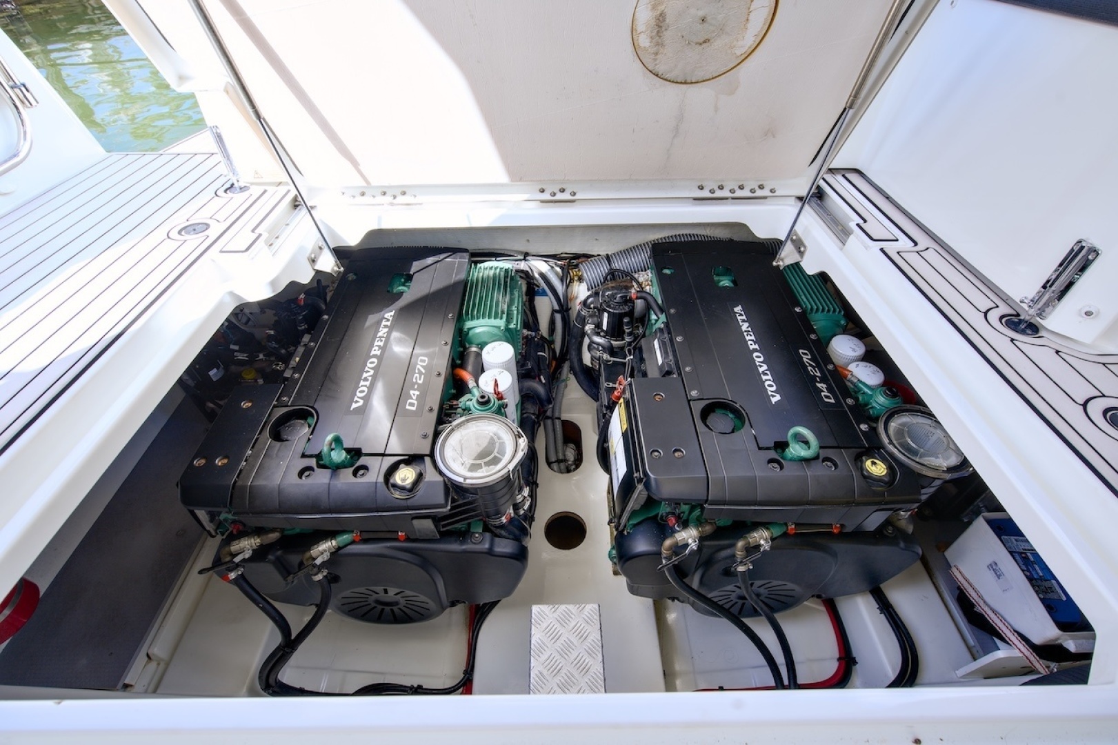 2020 Jeanneau NC37 - Image 30