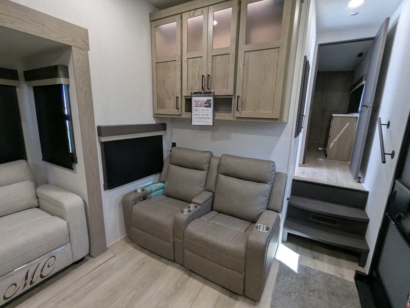 2026 Forest River Rockwood Signature R371RK - Image 25
