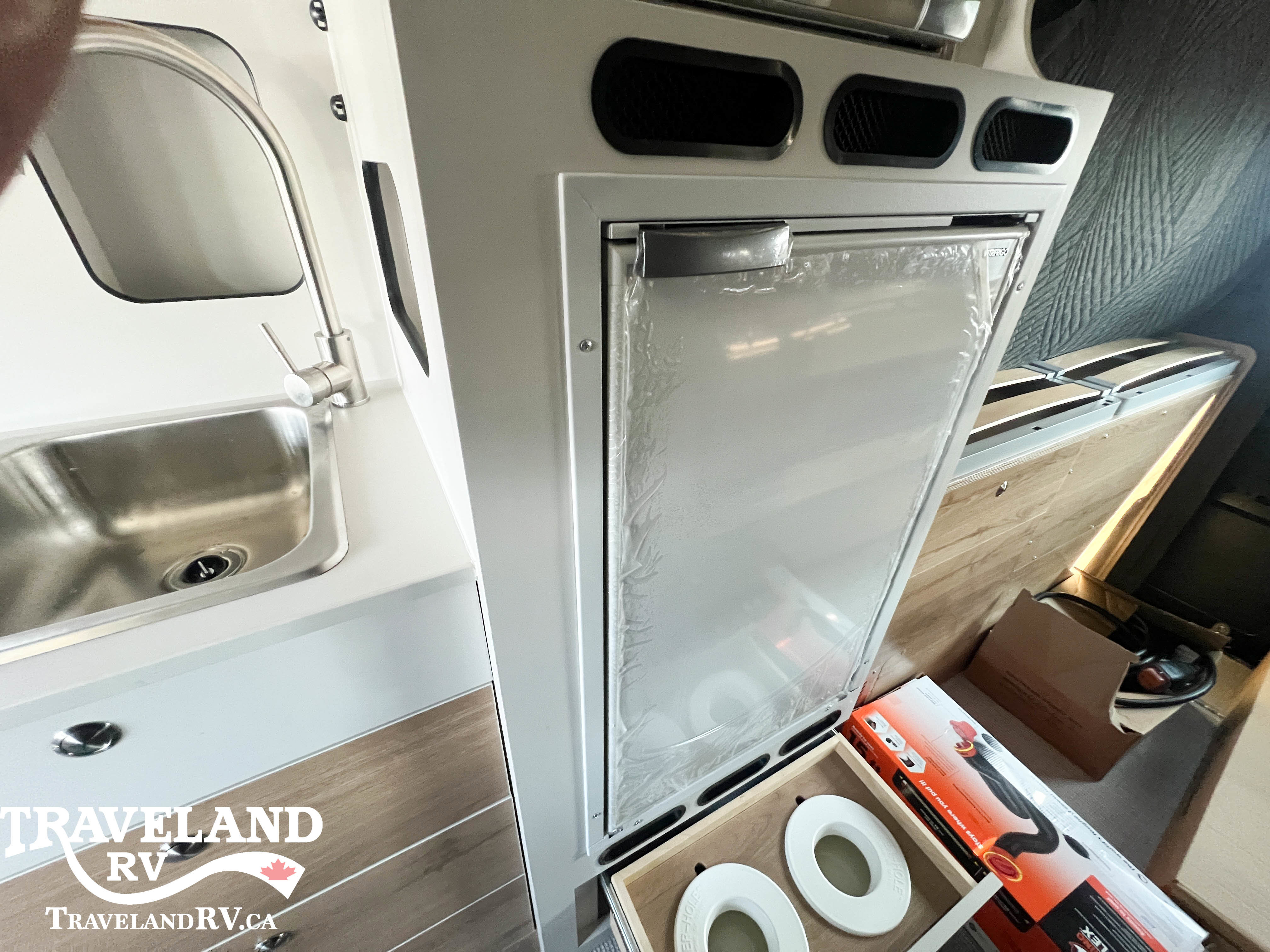 2026 Airstream Rangeline Base - Image 13
