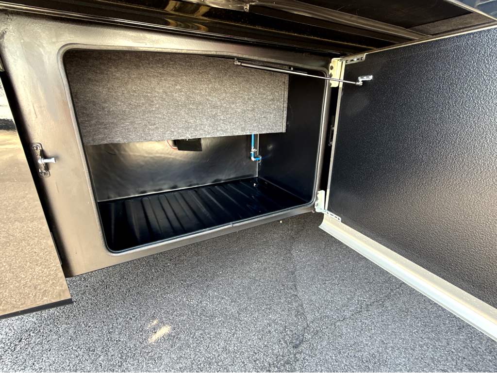 2026 ENTEGRA COACH ACCOLADE 37M - Image 7