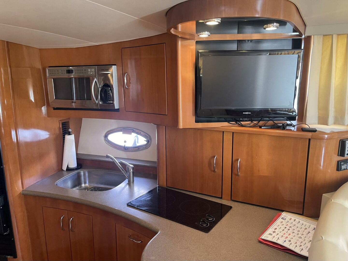 2006 Carver 36 Mariner - Image 24