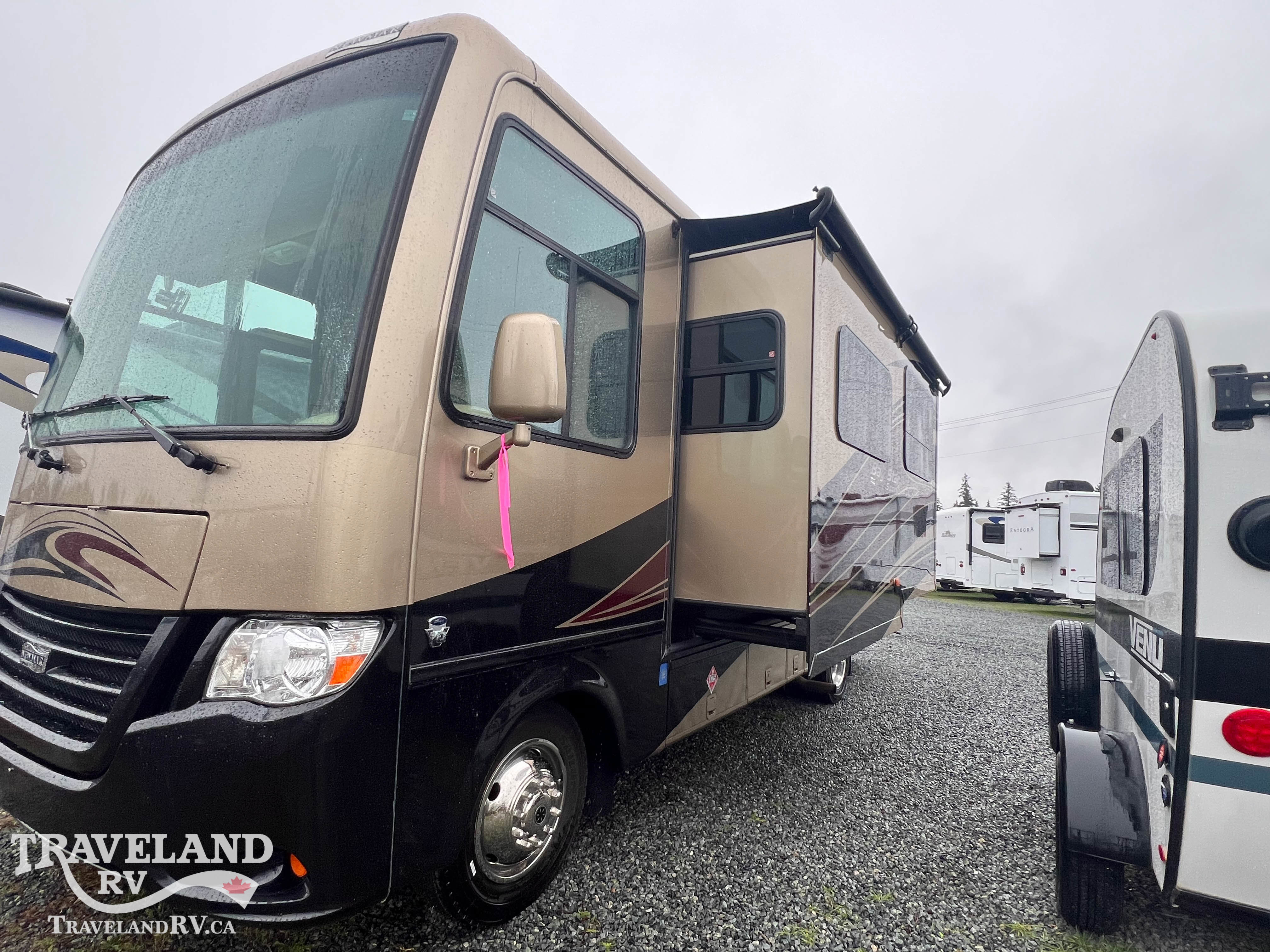 2016 Newmar Bay Star Sport 2702 - Image 4