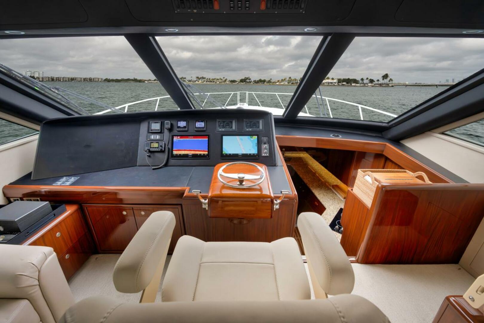 2007 Viking 52 Sport Coupe - Image 7