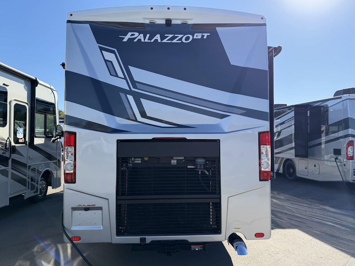 2026 THOR MOTOR COACH PALAZZO 33.5 - Image 3