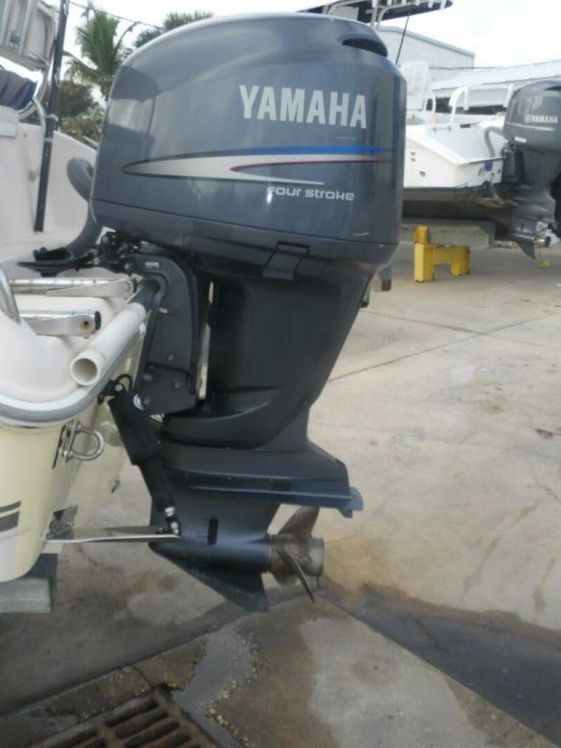 2006 Cobia 210 CC - Image 6