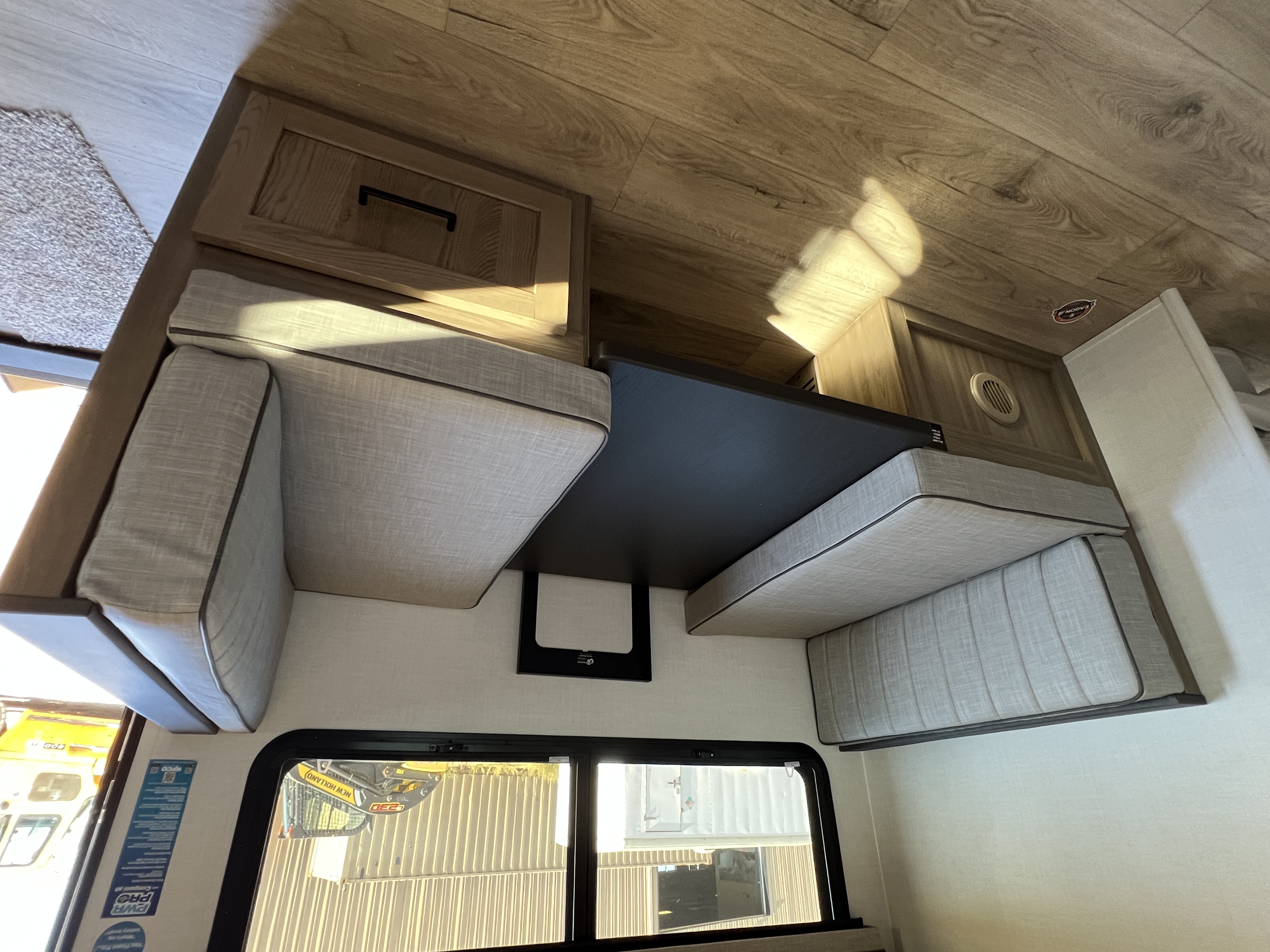 2027 Forest River Rockwood Mini Lite 2515S - Image 17