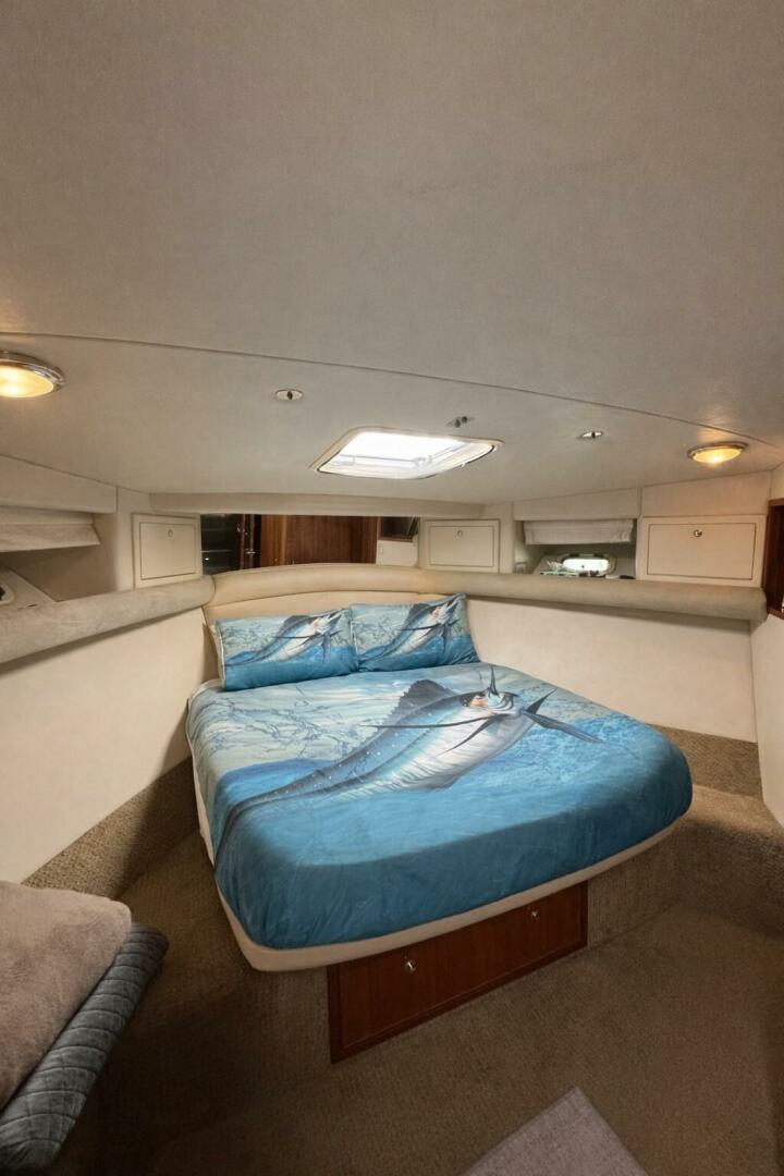 2002 Riviera 43 Flybridge - Image 8