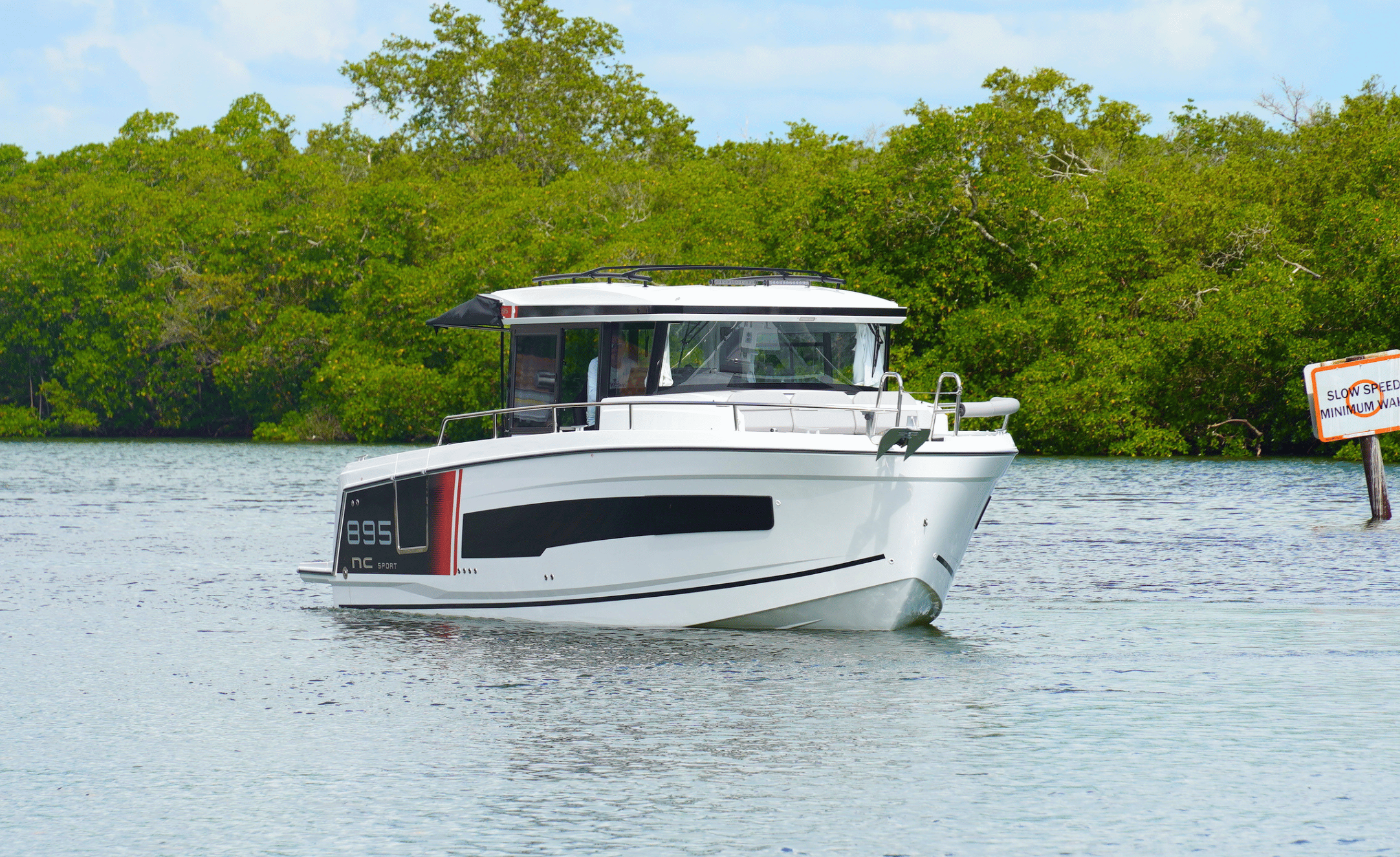 2027 JEANNEAU NC 895 SPORT S2 - Image 2