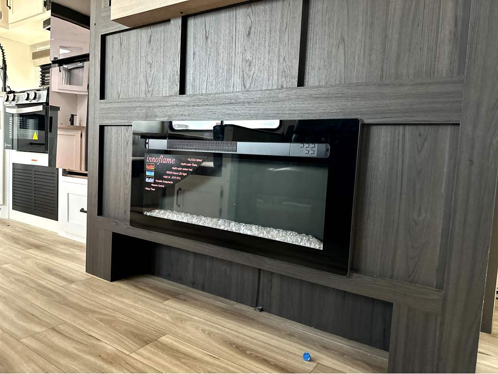 2027 VENTURE RV SIENNA 311VDB - Image 28