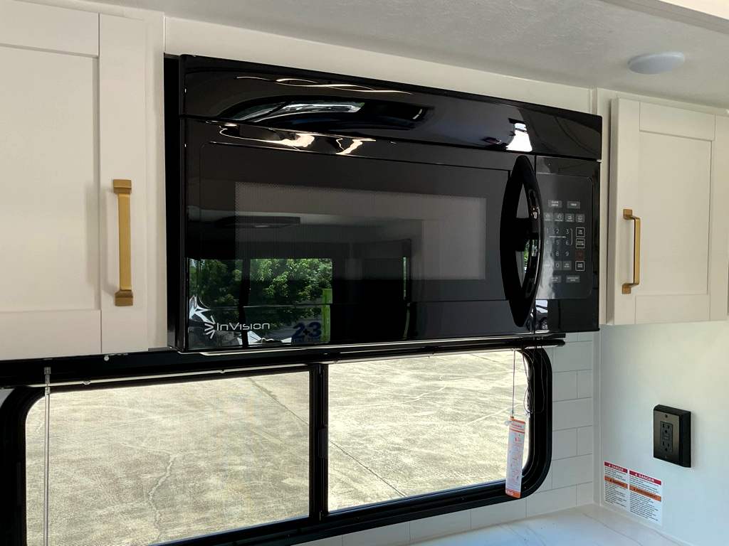2027 JAYCO Eagle 355 MBQS - Image 14