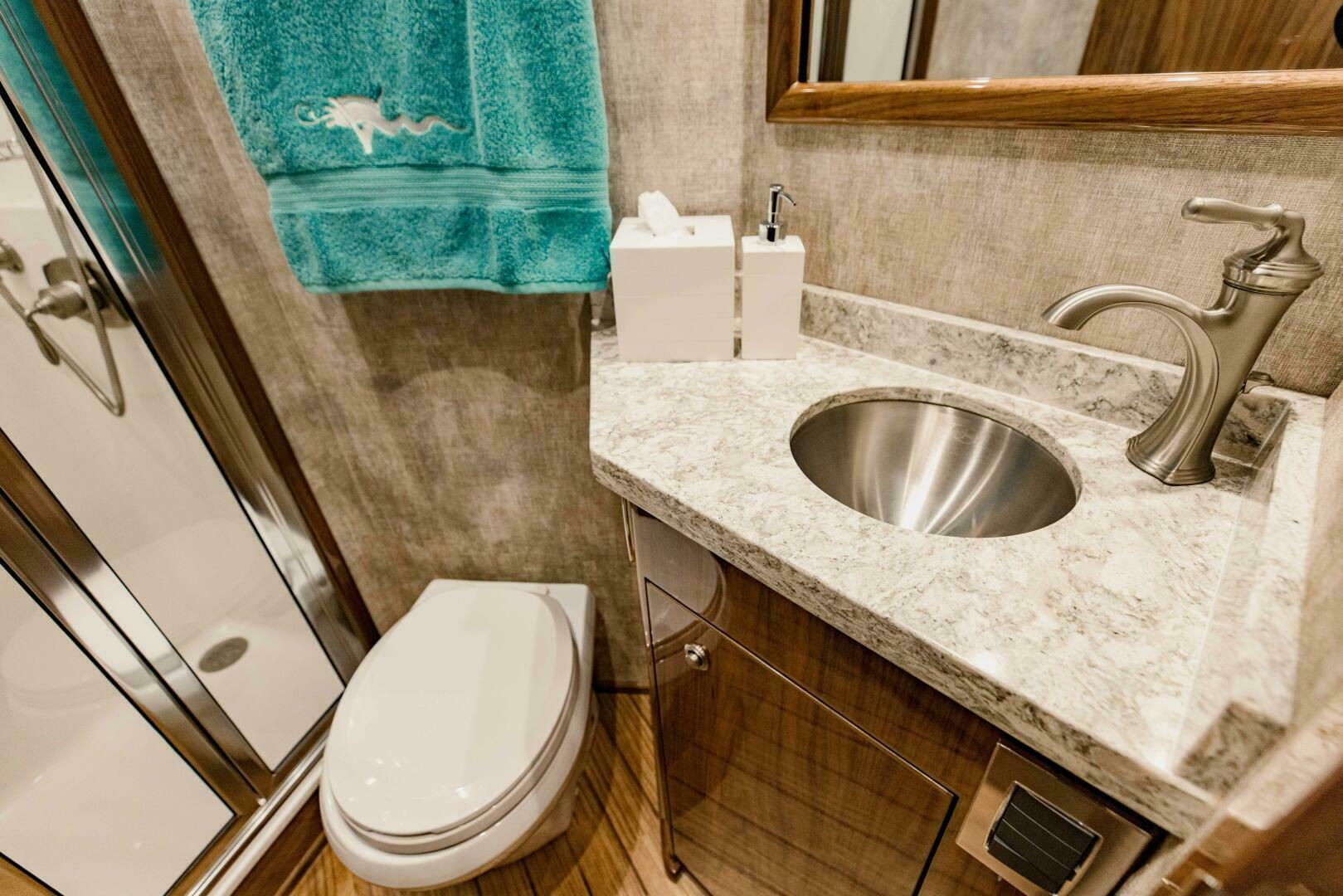 2020 Viking 72 Enclosed Bridge - Image 27