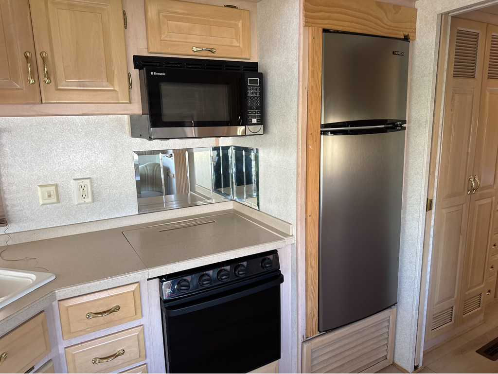2001 NEWMAR DUTCHSTAR 4095 - Image 13