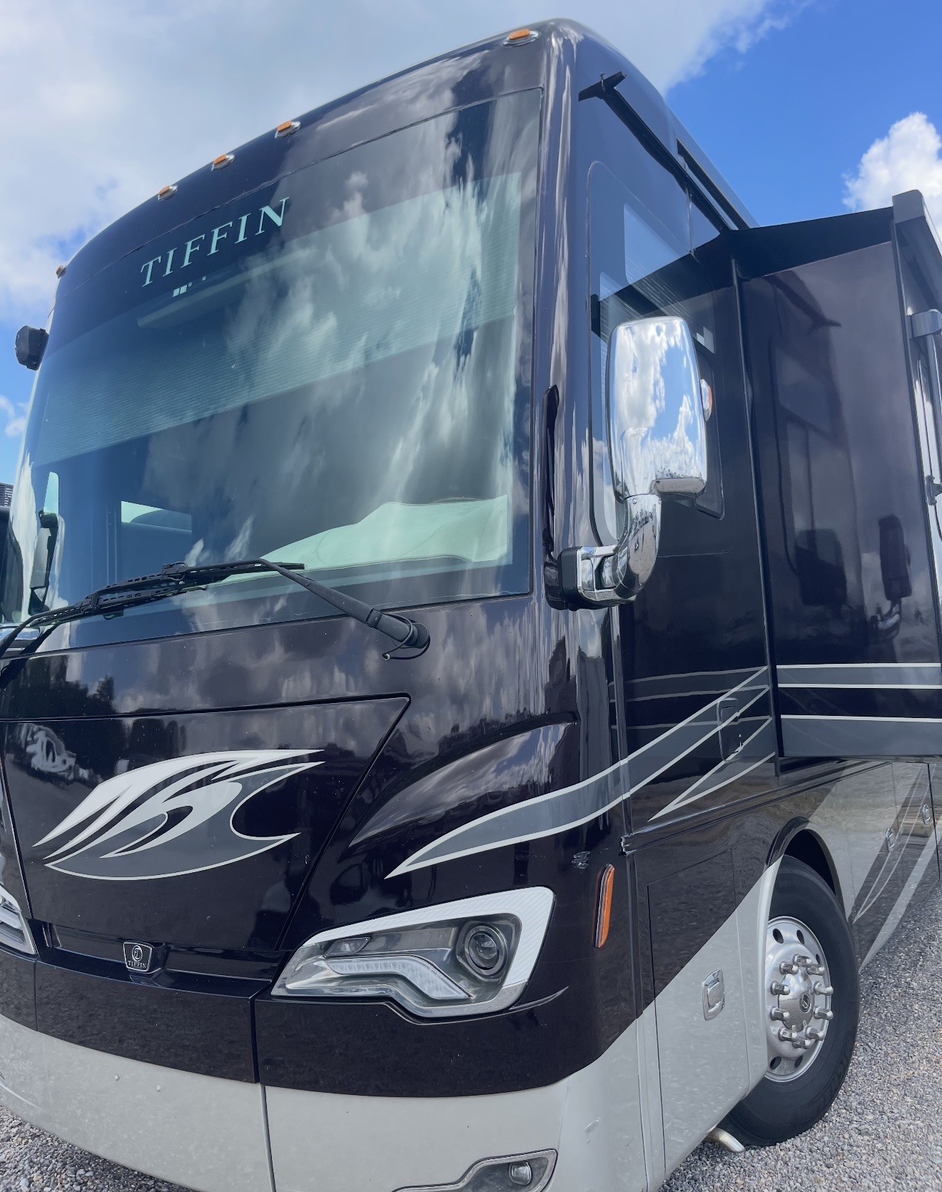 2019 TIFFIN ALLEGRO BUS 40 IP - Image 4