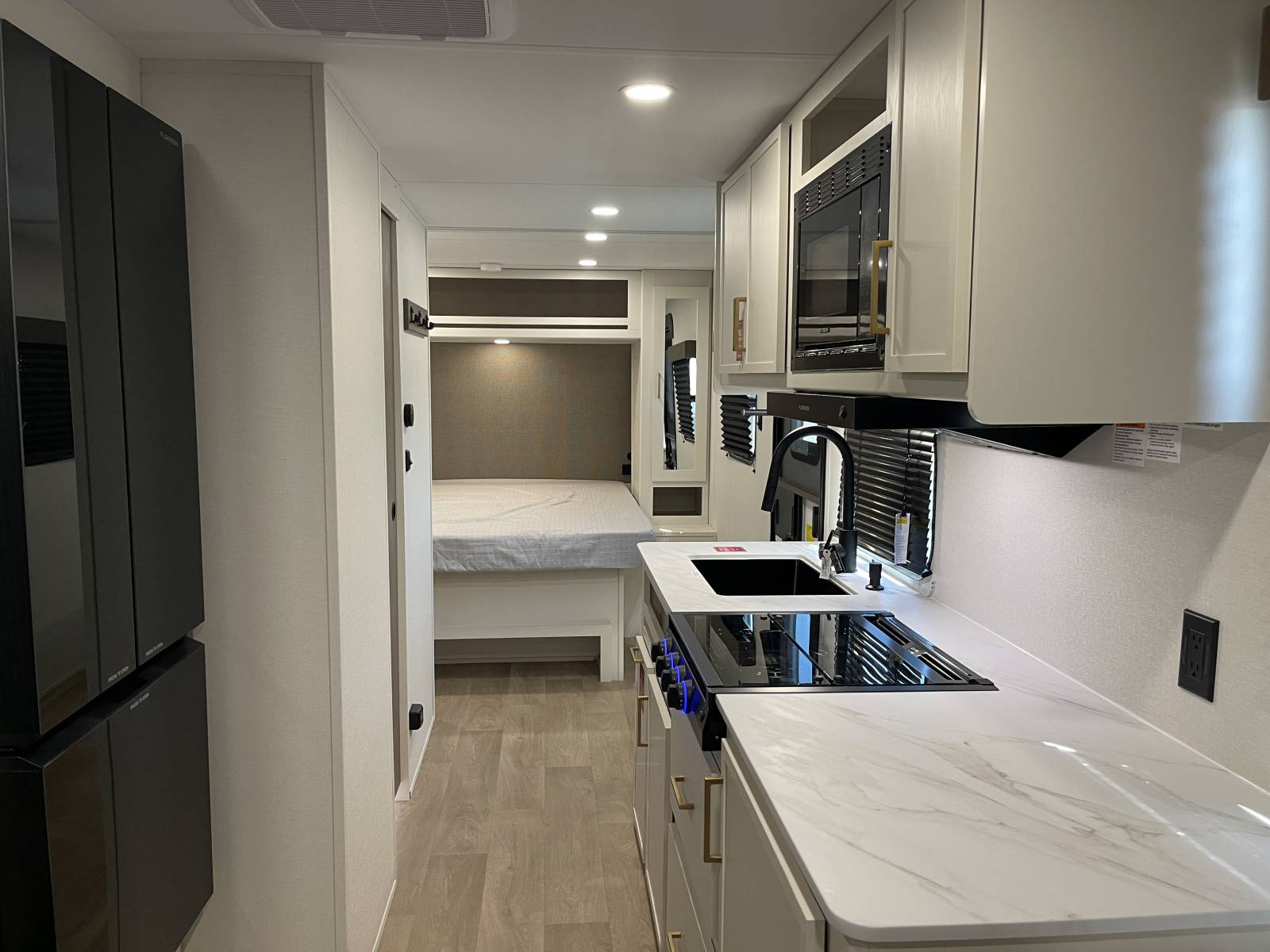 2026 Grand Design Transcend XPLOR 21RLX - Image 19