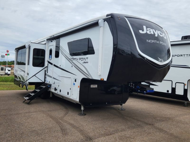 2026 JAYCO NORTH POINT 310RLTS - Image 1