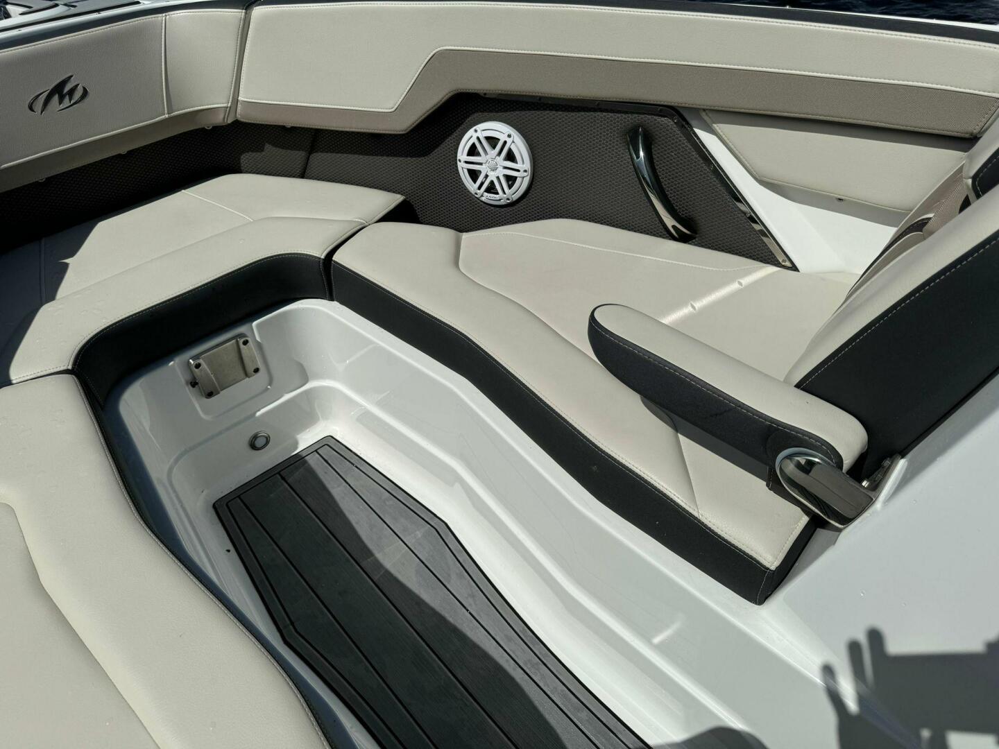 2022 Monterey 278SS - Image 15