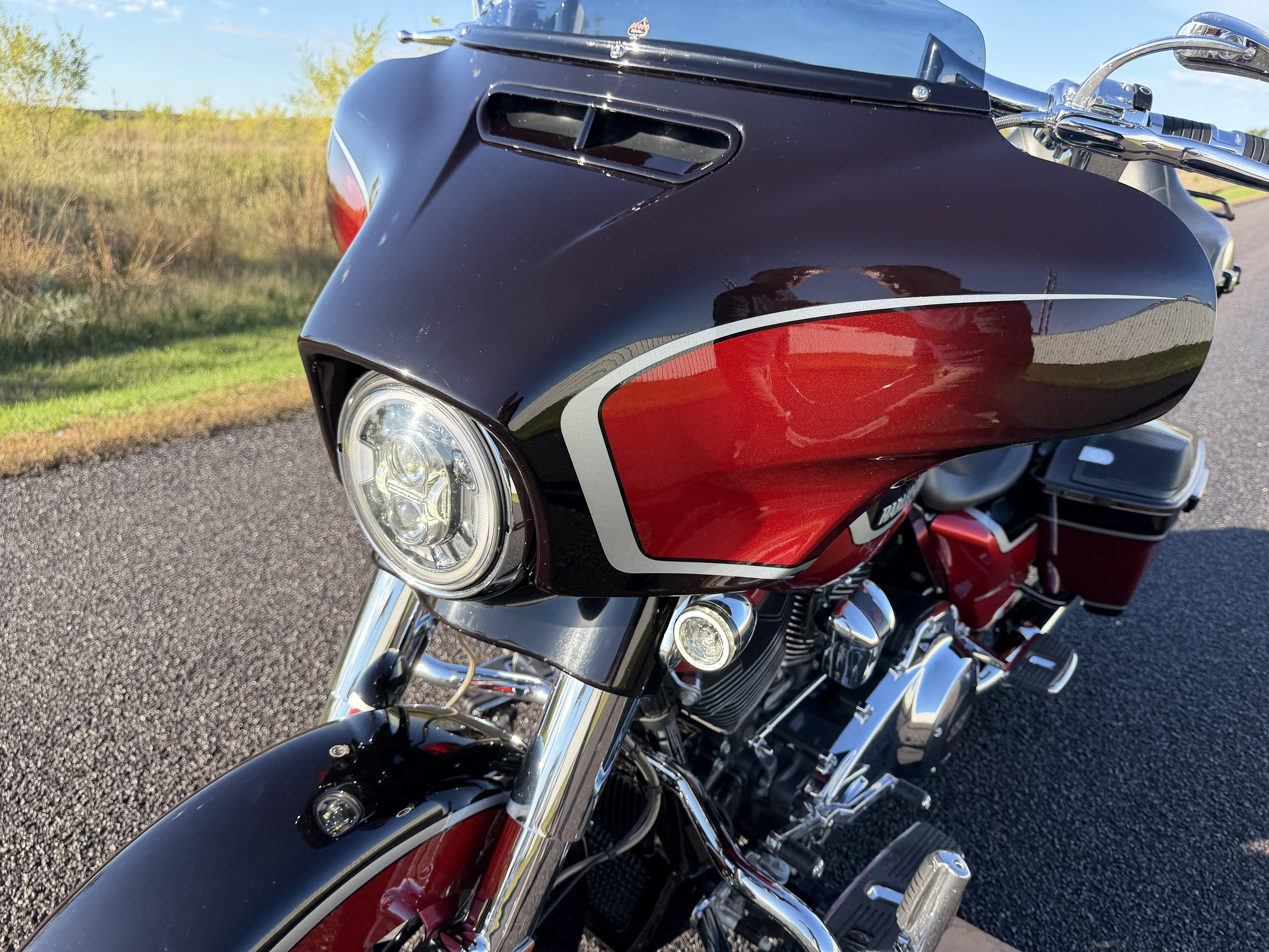 2021 HARLEY DAVIDSON STREET GLIDE 117 CVO - Image 18