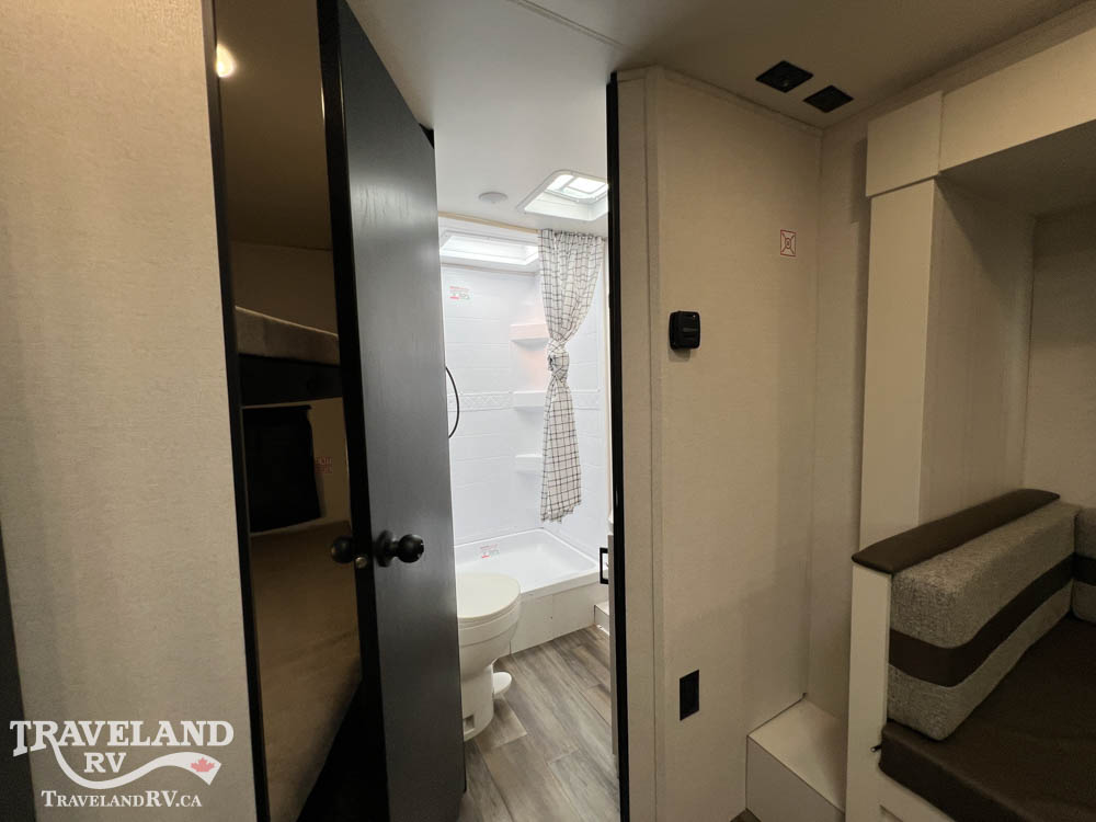 2027 Highland Ridge Colt 18MBS - Image 24