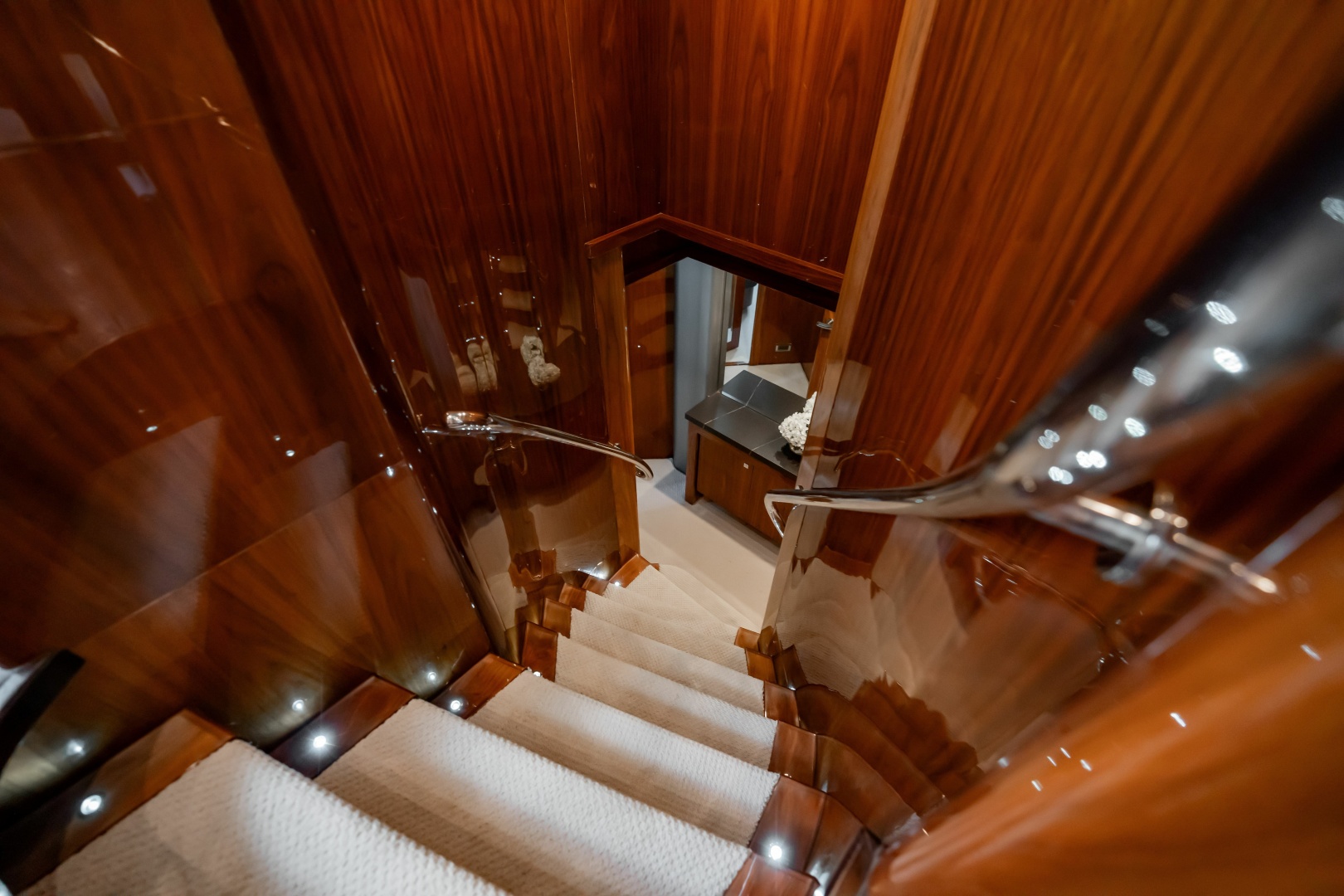 2010 Sunseeker 34 Metre Yacht - Image 42