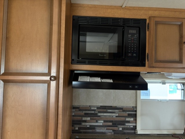 2014 Palomino Maverick 2902 - Image 7
