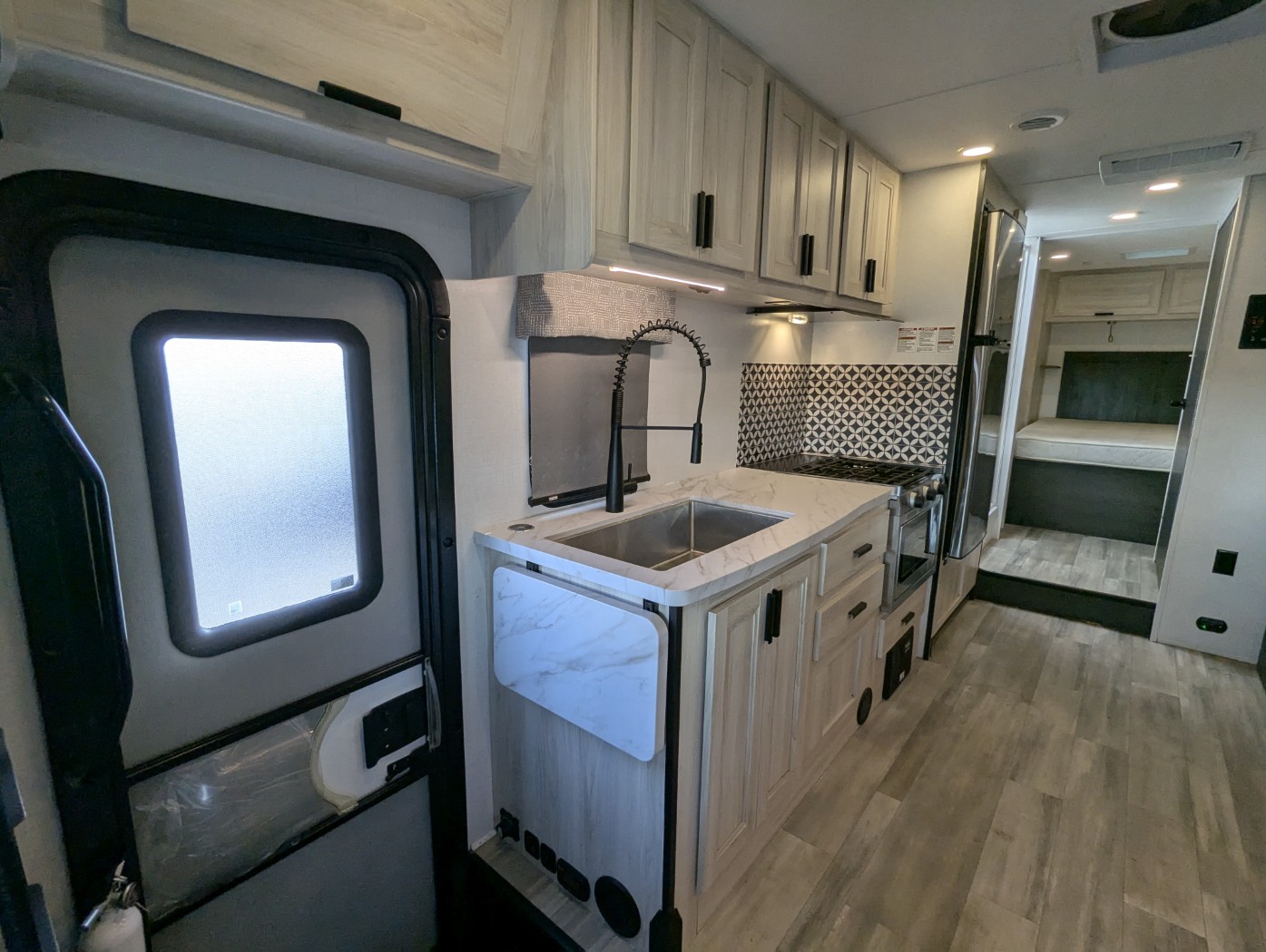 2024 Forest River Sunseeker 2850S LE - Image 14