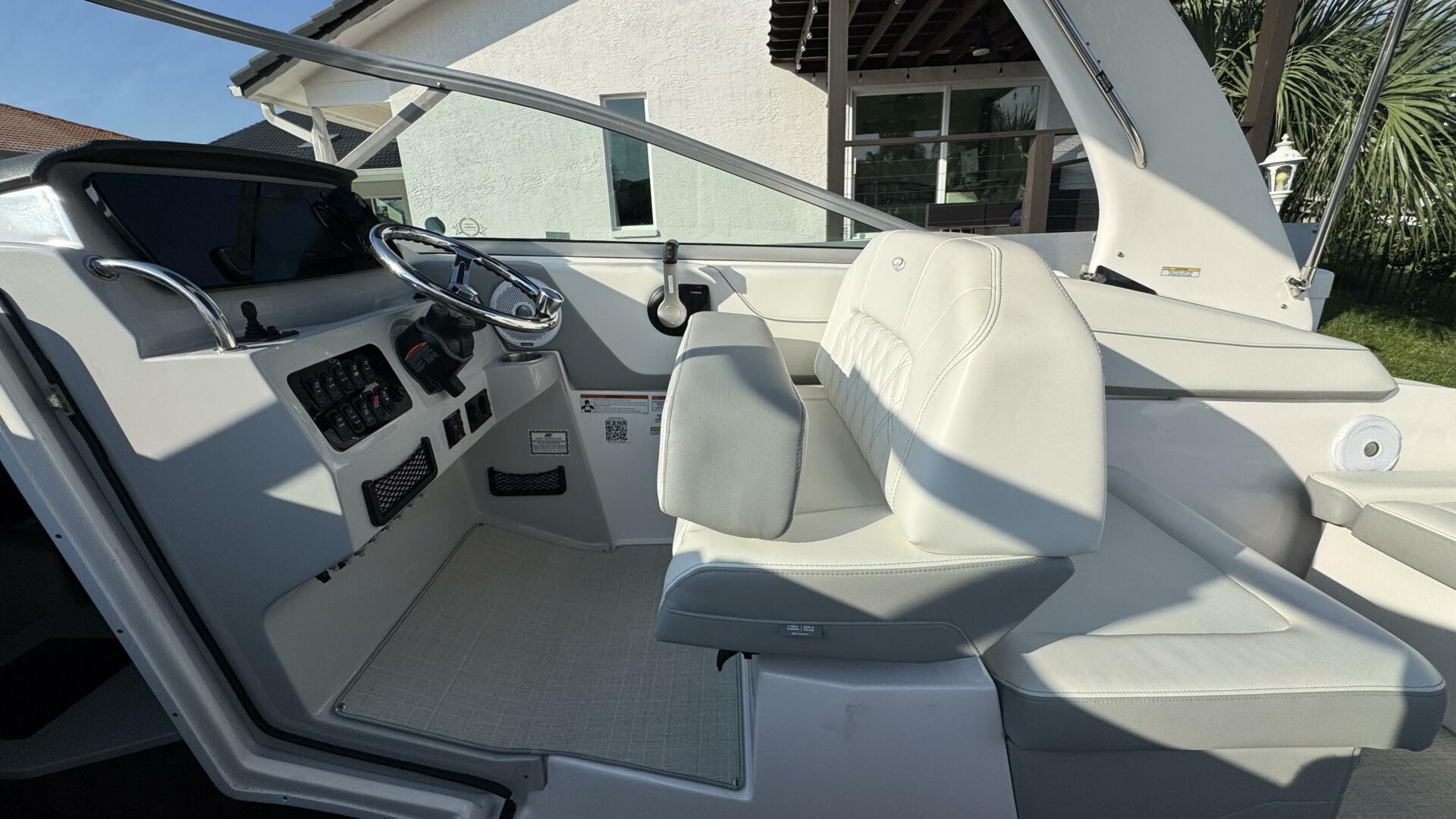 2022 Regal 26 XO - Image 10