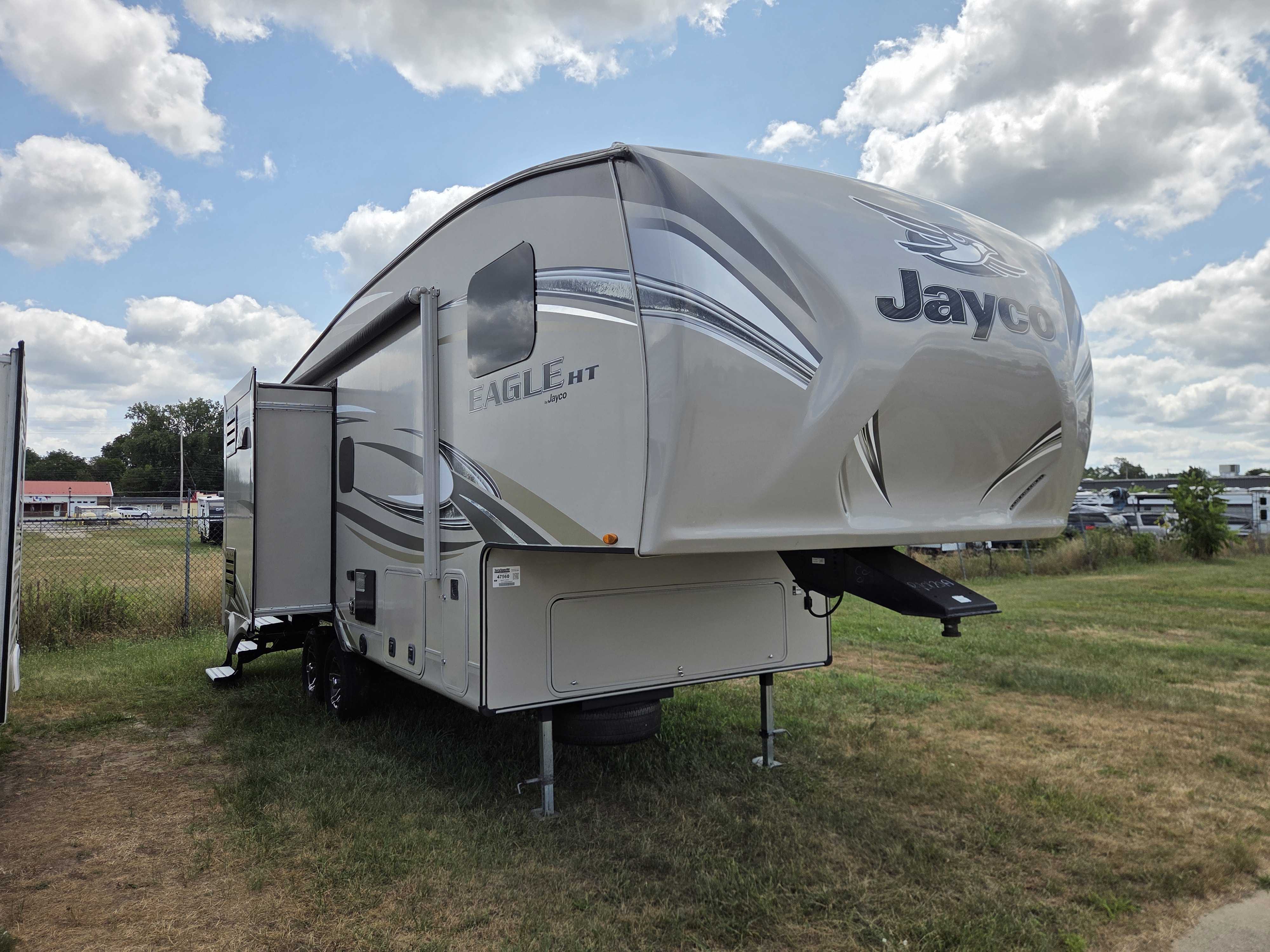 2017 Jayco Eagle HT 24.5CKTS - Image 1