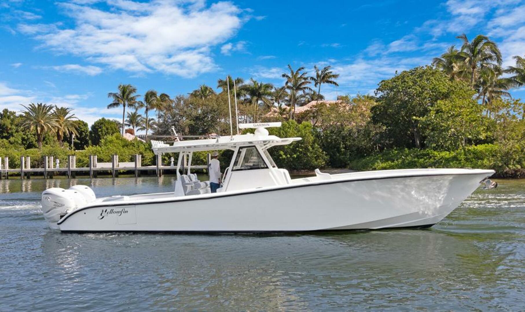 2020 Yellowfin Center Console - Image 1